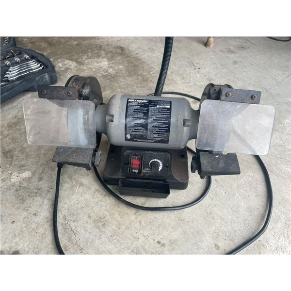 Mastercraft Maximum Bench grinder