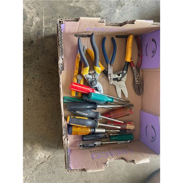 Assorted Screwdrivers/plyers/snips