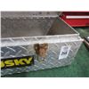 Image 2 : 2-Husky Diamond Plate Toolbox - 2 X $