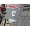 Image 2 : Lennox 2SCU13LC148T3 A/C Unit