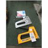 Image 1 : Staple Guns 2, Plus Staples