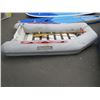 Image 1 : Flex Boat Soft Bottom Rib w/Oar