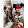 Image 2 : Mickey Mouse Golfer and Asst. Christmas Décor and Nativity Set