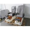 Image 1 : 2-Spa Pedicure Foot Bath Chair Pipeless - 2 X $