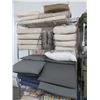 Image 1 : 5-Shelf of Chair Cushions - 5 X $