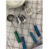 Image 4 : VINTAGE TOY KITCHEN UTENSILS COOKIE CUTTERS ETC