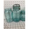 Image 2 : ANTIQUE LOT AQUA SEALER JARS