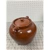 Image 2 : VINTAGE NUMBER 4 ALBERTA POTTERIES BEAN CROCK