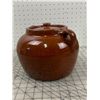 Image 2 : VINTAGE NUMBER 4 ALBERTA POTTERIES BEAN CROCK