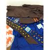 Image 1 : GIRLSCOUT AND BROWNIE LOT UNIFORMS PATCHES ETC