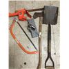 Image 2 : LOT OF TOOLS CNR SHOVEL WITH BAG