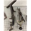 Image 2 : LOT OF ANTIQUE TOOLS MECHANIC SAW VICE ETC