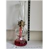Image 1 : Vintage oil lamp.