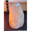 Image 3 : Egg shaped Himalayan salt rock lamp plus salt rock.