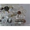 Image 2 : Lot of Mother of Pearl buckles, jewellery, buttons