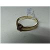 Image 1 : 10 kt gold ring with garnet, size 6