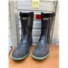 Image 1 : men's size 11 Baffin steel tow rubber work boots w/ liners