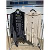 Image 1 : 2 long women's sweaters Size L Gap & Nevada