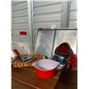 Image 1 : lot of kitchen ware cake pan, 2 cookie sheets, strainer, covered butter dish, red pyrex bowl