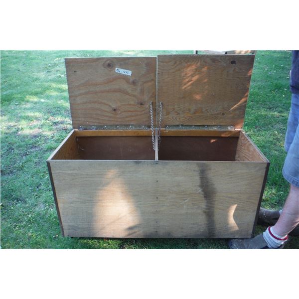 Large wood divided storage box on wheels 40.5 X 16.5 X194 