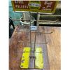 Image 4 : Pulley displey rack - 1960s 24"tall
