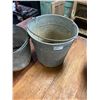 Image 3 : 3 Galvanized vintage pails