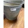 Image 4 : 3 Galvanized vintage pails