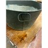 Image 3 : Round galvanized tub - 23"