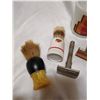 Image 2 : Shaving lot 1, Razors, etc