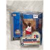 Image 1 : Wilt Chamberlain NBA figurine