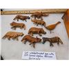 Image 2 : HAND CARVED WOODEN AFRICAN ANIMALS WITH TRINKET BOX