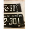 Image 3 : Pair of 1960 Saskatchewan license plates