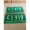 Image 1 : Pair of 1965 Saskatchewan license plates
