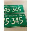 Image 3 : Pair of 1969 Saskatchewan license plates