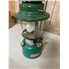 Image 3 : Coleman Lantern #335