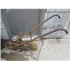 Image 2 : 830. Antique Cast Iron Garden Seeder Yard Art