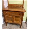 Image 3 : Washstand and Harp, oak - 28"W x 50" x 18"D