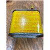 Image 3 : Chyrco, dripless oil tin - embossed front - 4oz