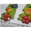 Image 2 : vintage pair of fruit chalkware décor