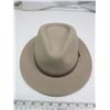 Image 1 : tan Brixton felt fedora hat