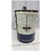 Image 3 : 5 gal Havoline motor oil pail