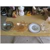 Image 1 : 2 vintage glass bowls, plate, creamer cup and sugar bowl
