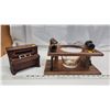 Image 2 : Collectors items - Wooden smoking pipe stand, with 4 pipes and dish & wooden piano cigg dispenser