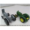 Image 5 : Ferguson & John Deere Tractors model toys