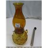 Image 1 : Antique Yellow Glass handheld oil lamp - Floral Pattern + Antique pump