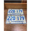 Image 1 : Pair of 1976 Saskatchewan license plates