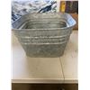 Image 3 : Square galvanized wash tub - 18" across