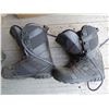 Image 4 : Lot of Snowboard boots & Downhill ski boots - Size 8.5