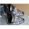 Image 9 : Lot of 3 pairs of hockey skates - assorted sizes