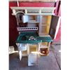 Image 6 : Childrens play kitchenet 27.5"x41"